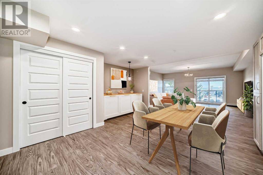 Diamond Valley, AB T0L0H0,206, 404 1 Avenue SE