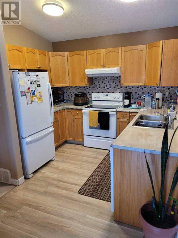 Grande Prairie, AB T8X1N5,9405 Lakeland Drive