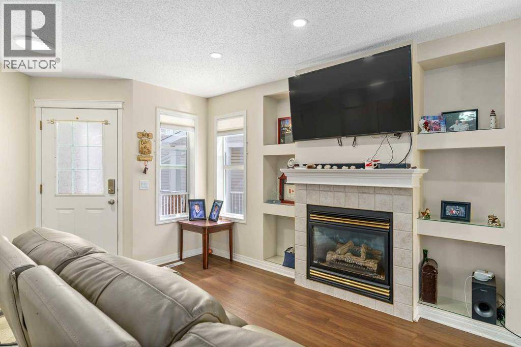 Calgary, AB T3A6J5,181 Hidden Creek Gardens NW