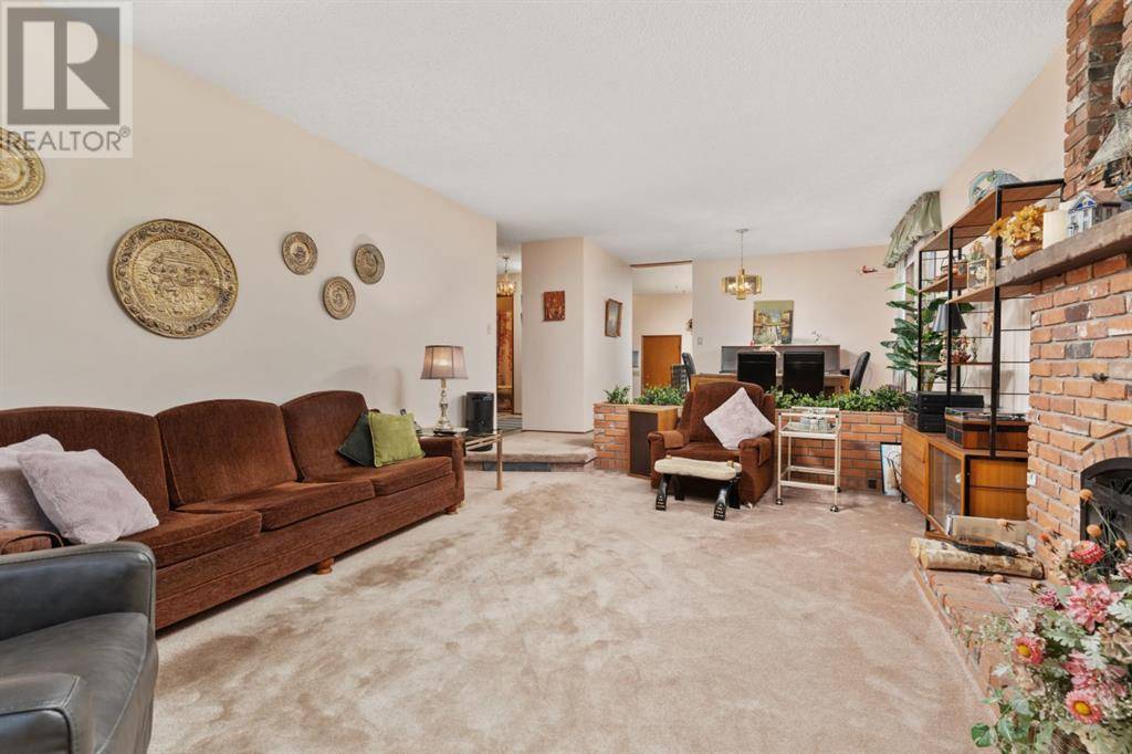 Camrose, AB T4V3V3,4305 74 Street