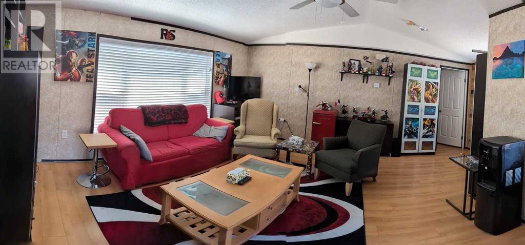 Coaldale, AB T1M0C6,4002 Applewood Road