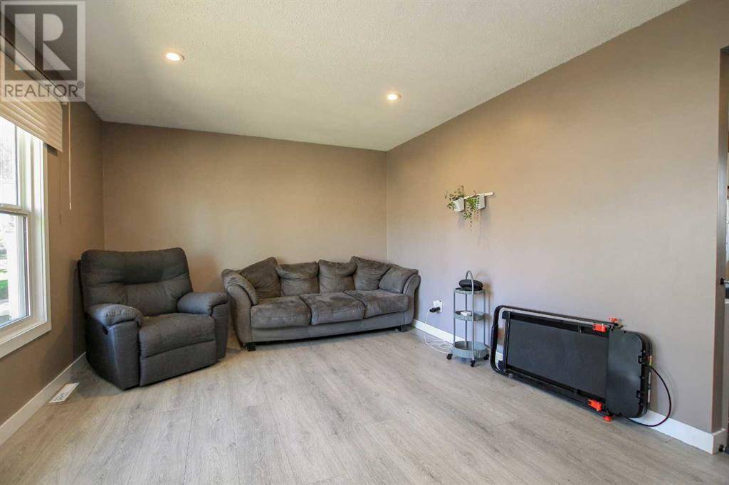Blackfalds, AB T0M0J0,5201 Wilson Street