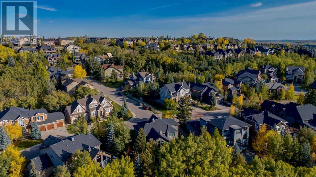 Calgary, AB T3H5Z3,12 Spring Willow Way SW