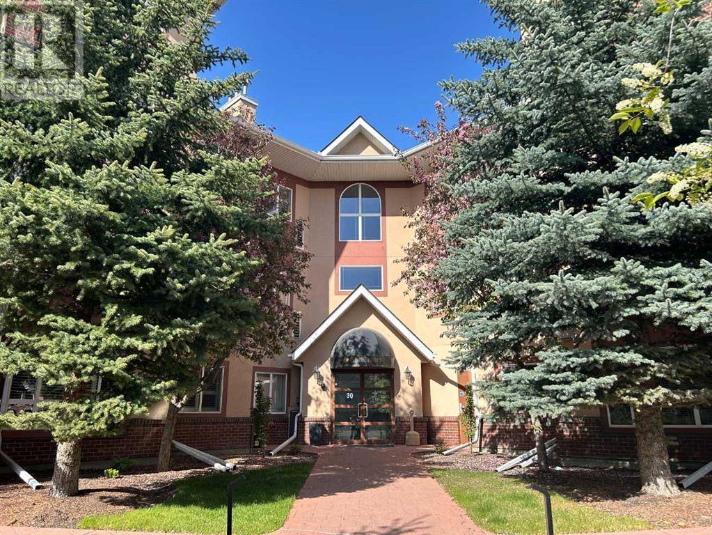Calgary, AB T3H5H2,121, 30 Sierra Morena Landing SW
