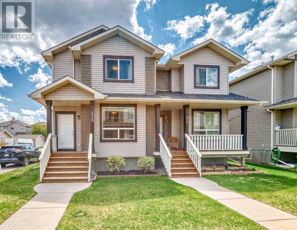 Langdon, AB T0J1X2,215 Sandford Place NW
