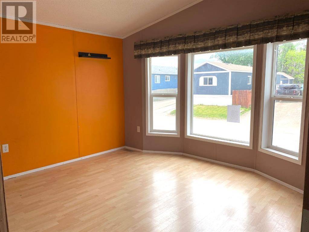 Fort Mcmurray, AB T9H2N4,109 Grey Crescent