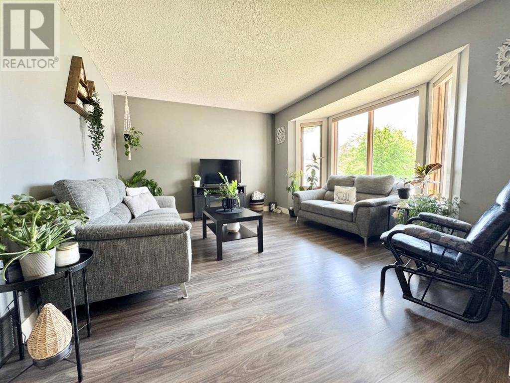 Whitecourt, AB T7S1R3,51 Blueberry Drive