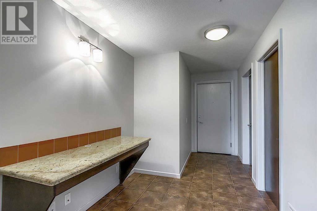 Calgary, AB T2G5T7,1601, 1410 1 Street SE