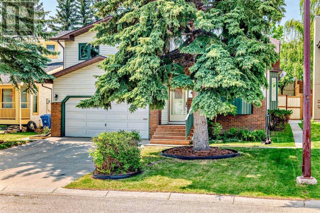 Calgary, AB T3H1T7,139 Stratton Crescent SW