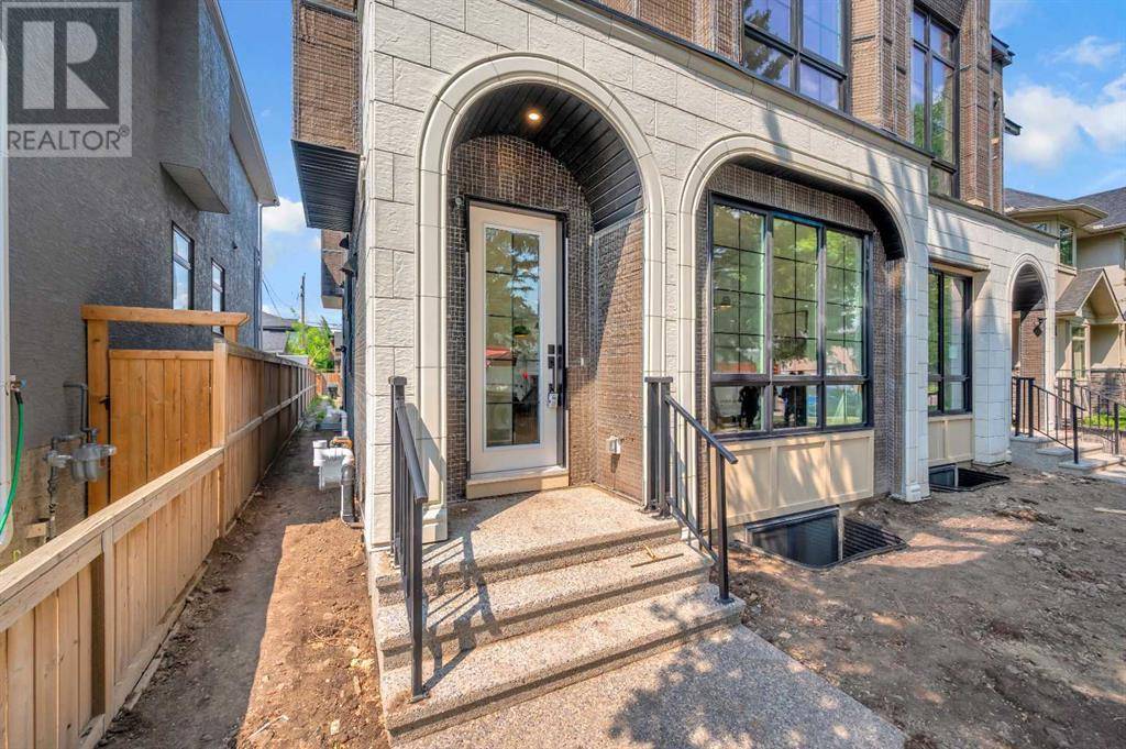Calgary, AB T2K0Y1,3415 2 Street NW