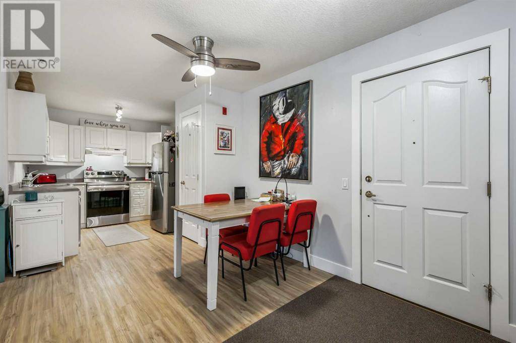 Calgary, AB T3H3L9,1115, 1818 Simcoe Boulevard SW