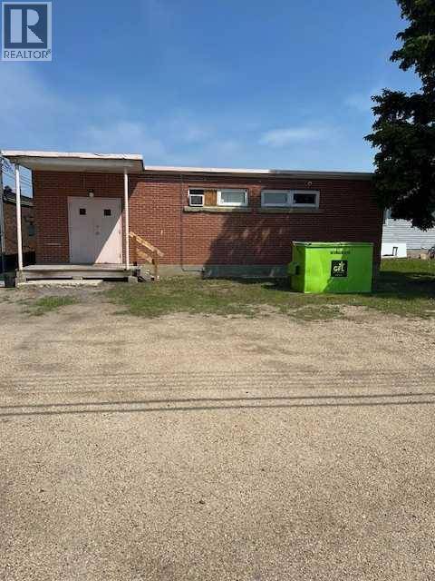 Whitecourt, AB T7S1A1,4923 51 Avenue