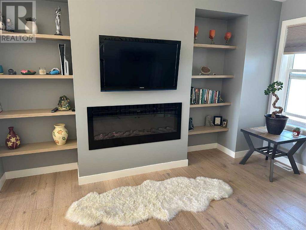Grande Prairie, AB T8V6J7,10441 134 Avenue