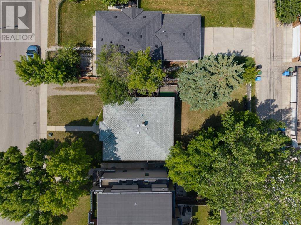 Calgary, AB T2T0S5,2136 22 Avenue SW