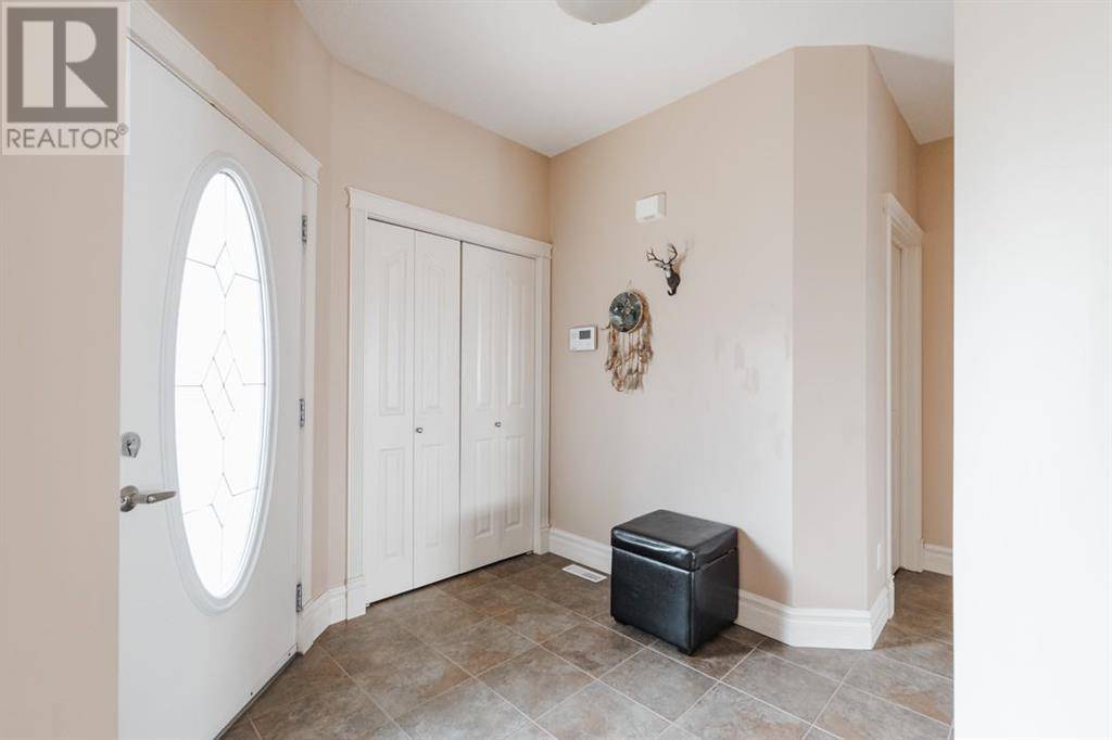 Fort Mcmurray, AB T9K0E3,106 Pebble Lane