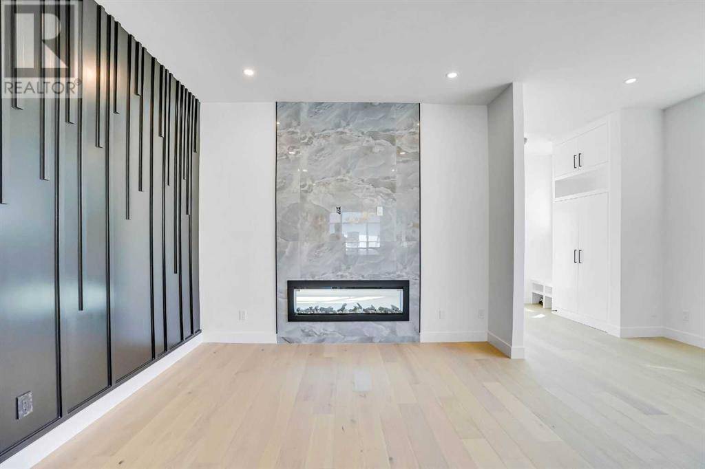 Calgary, AB T3E2K7,2823 29 Street SW