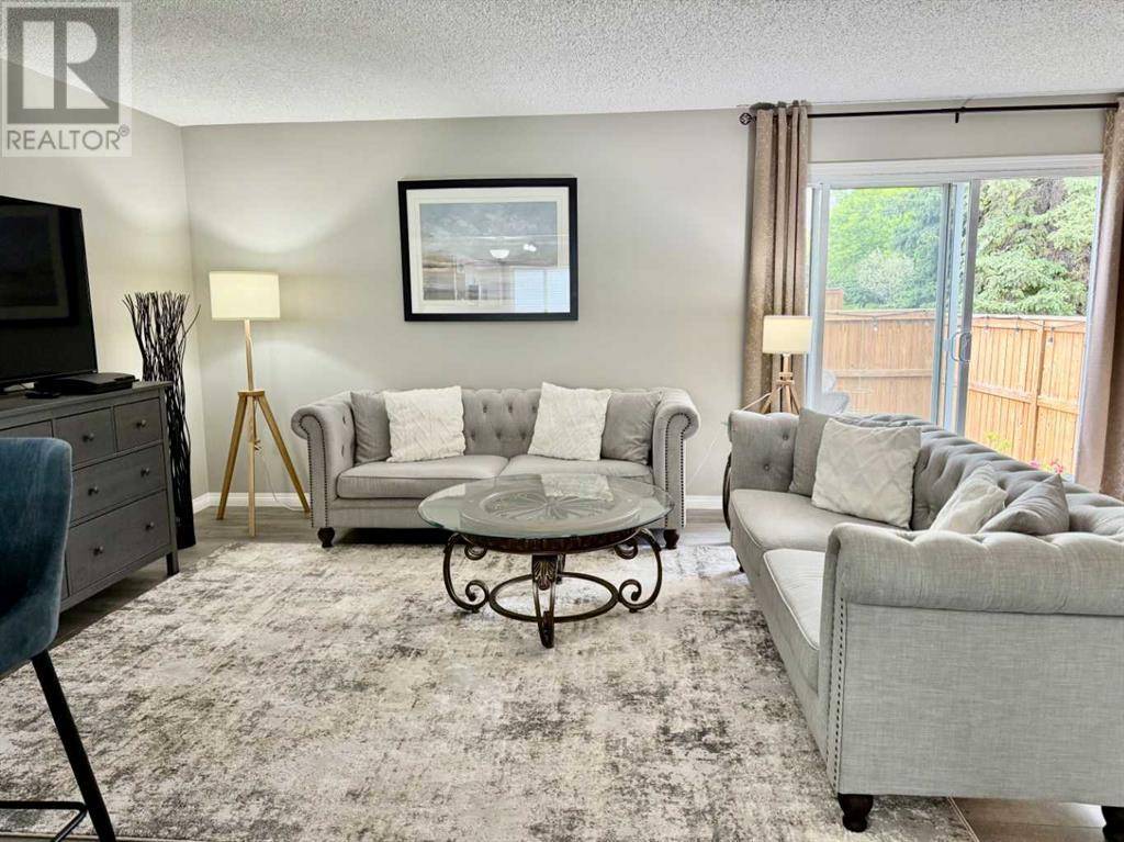 Calgary, AB T3E1E5,157, 4810 40 Avenue SW