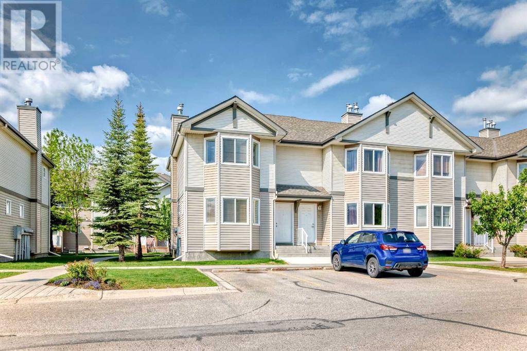 Calgary, AB T3A6H7,1 Royal Birch Villas NW
