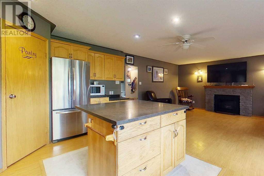 Slave Lake, AB T0G2A4,9 Robertson Way SW