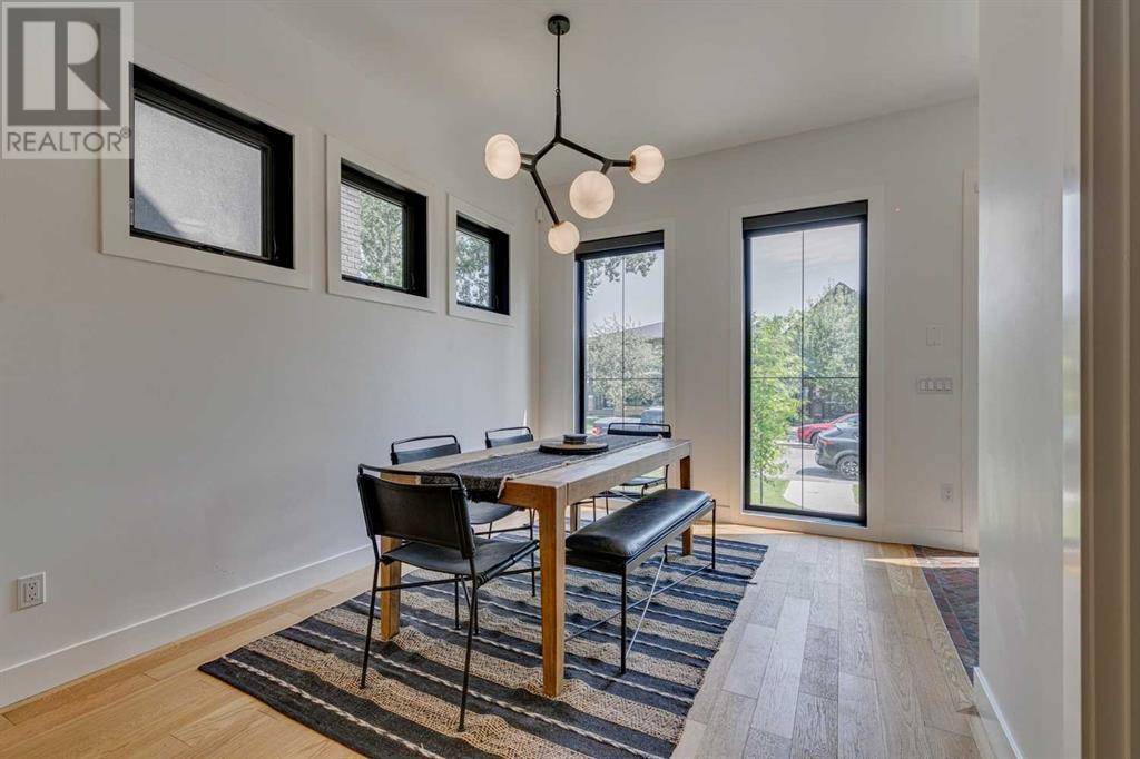 Calgary, AB T3E2R4,2219 32 Street SW