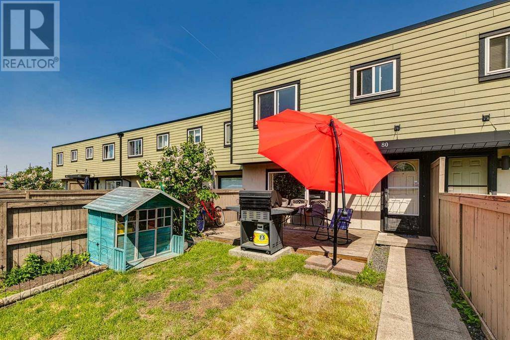 Calgary, AB T3E3H4,80, 3809 45 Street SW
