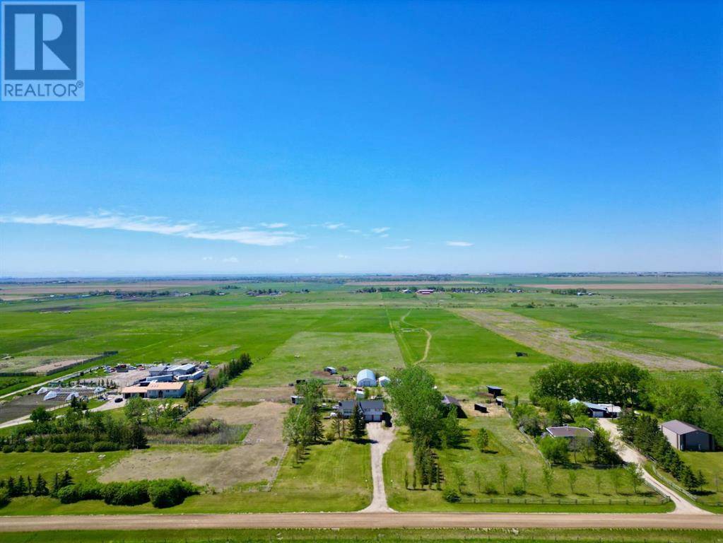 Rural Rocky View County, AB T1Z0M1,255157 Range Road 281