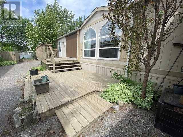 Hinton, AB T7V1A5,175 SKOGG Avenue