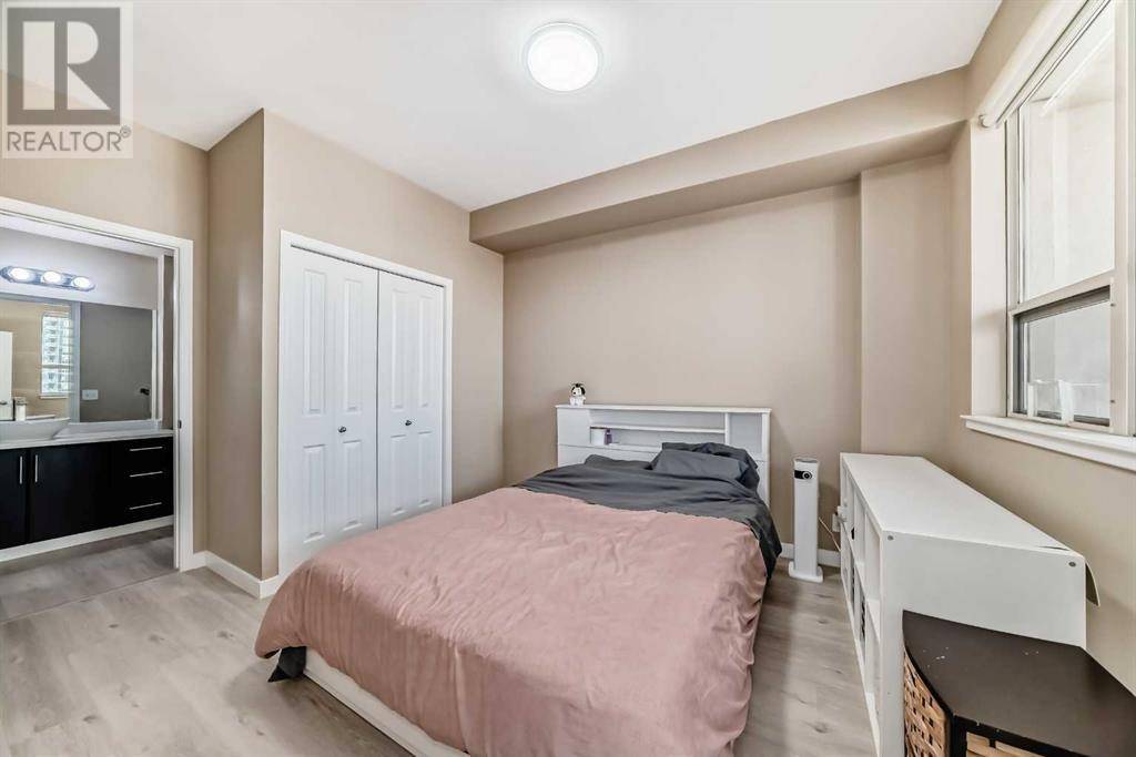 Calgary, AB T2R1S6,1812, 1053 10 Street SW