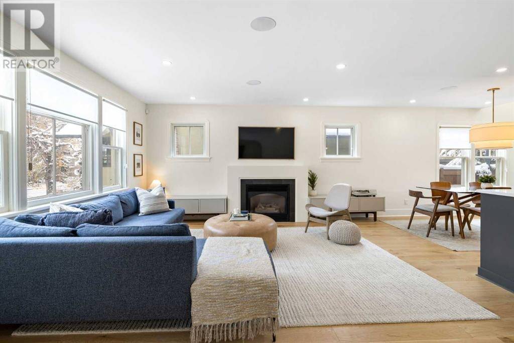 Calgary, AB T2T3S4,3231 Alfege Street SW