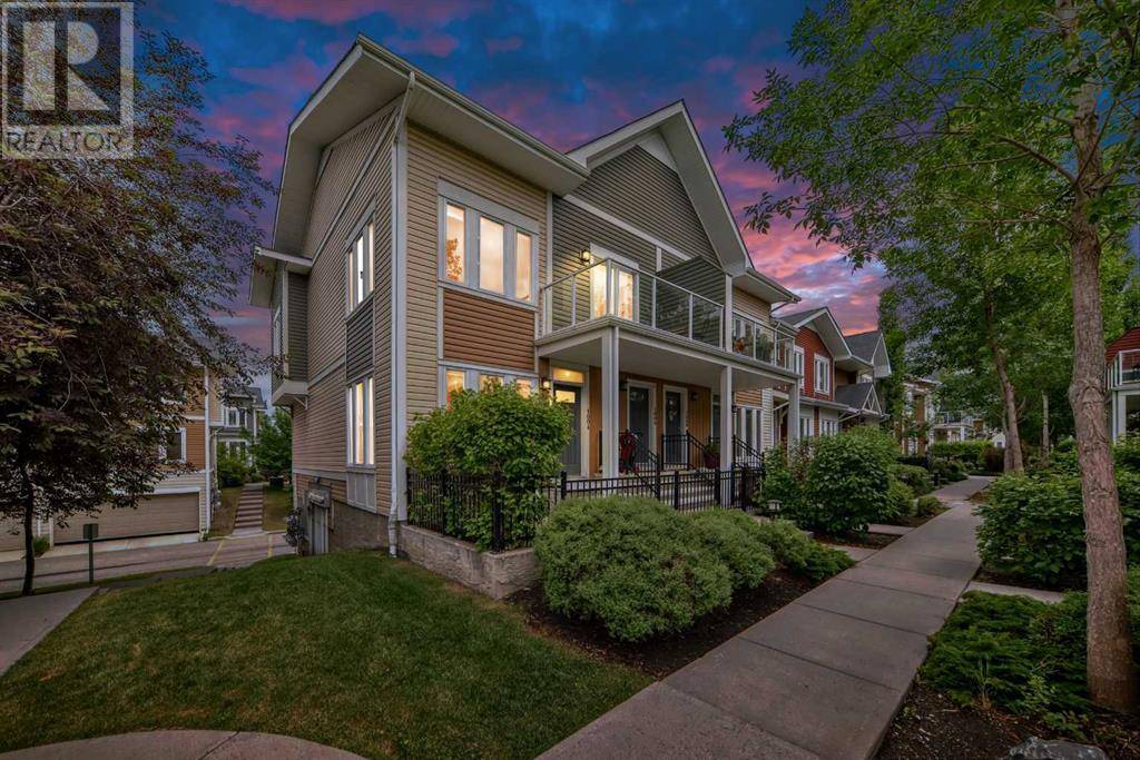 Calgary, AB T3M0E9,1004 Auburn Bay Square SE
