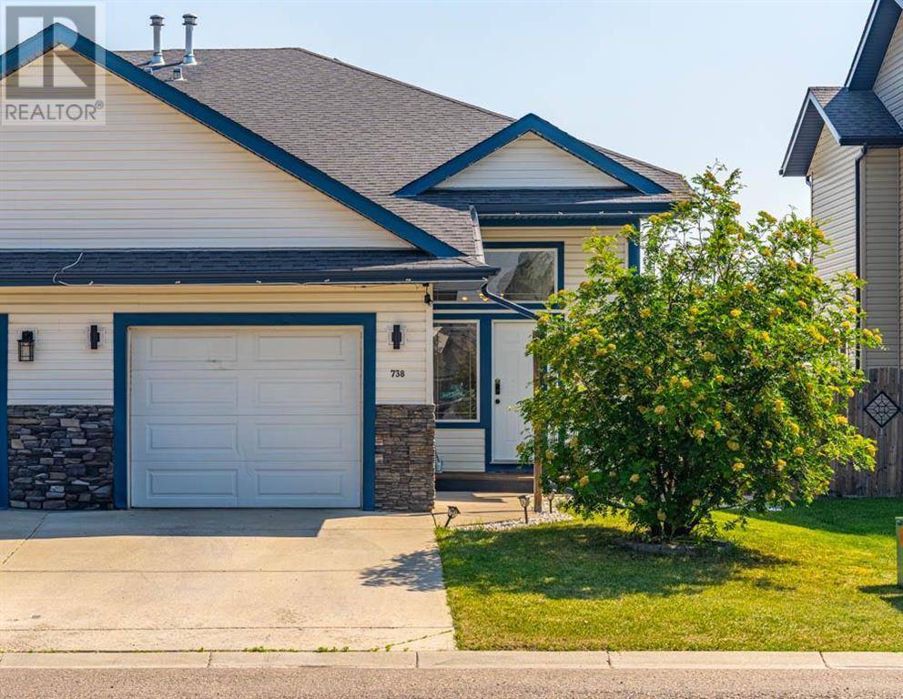 Carstairs, AB T0M0N0,738 Carriage Lane Drive