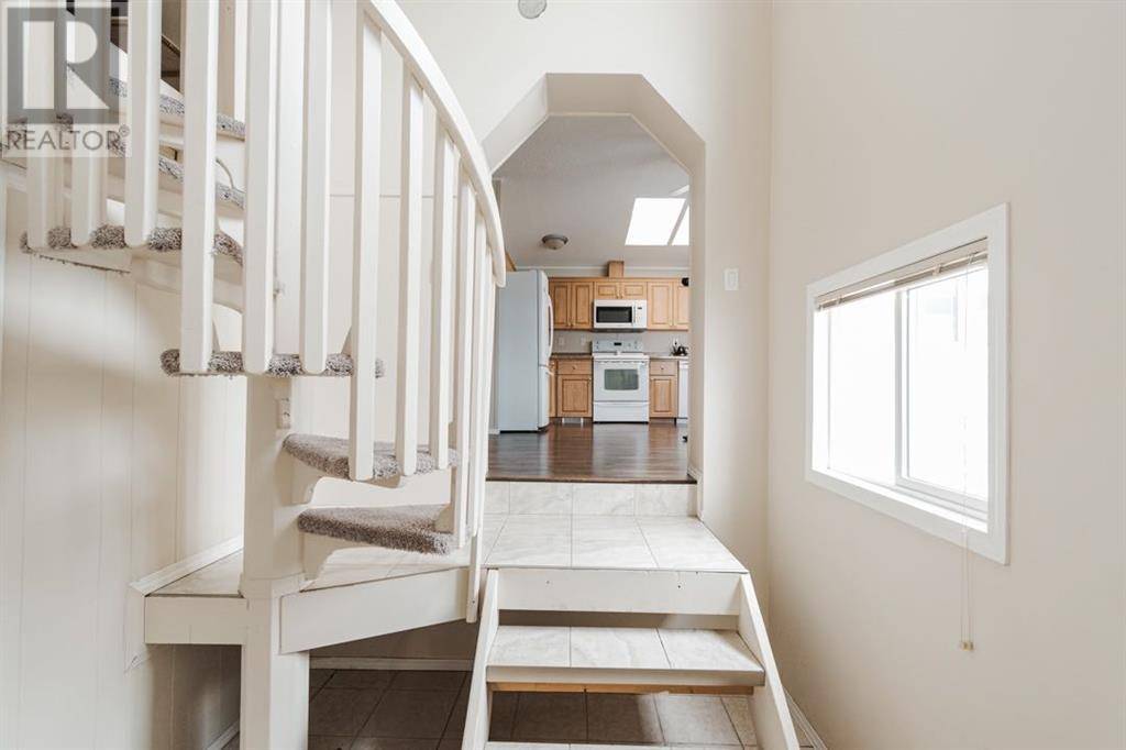 Fort Mcmurray, AB T9K1Y6,125 Cree Place