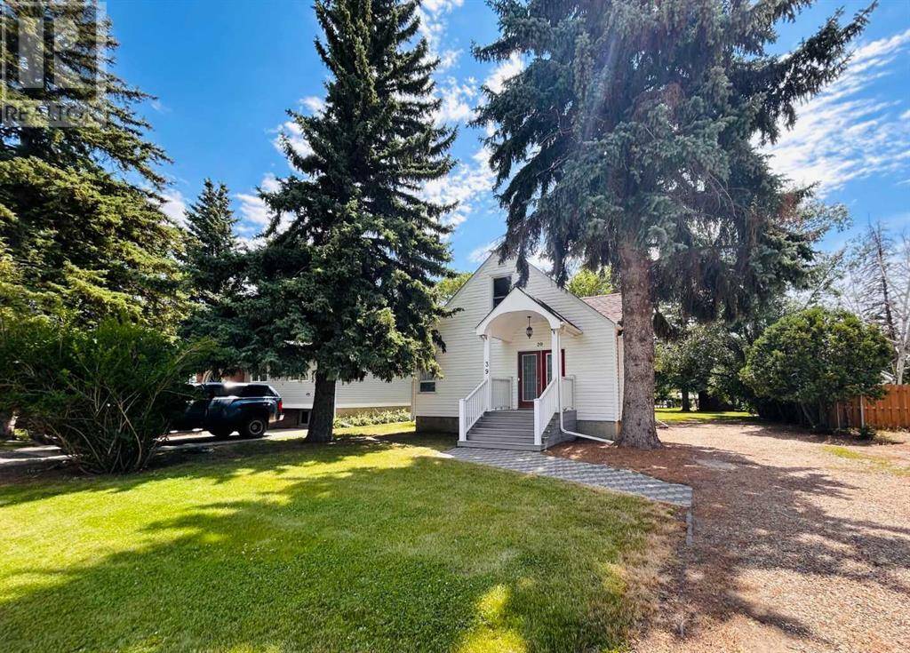 Brooks, AB T1R0N8,39 Fairview Avenue E