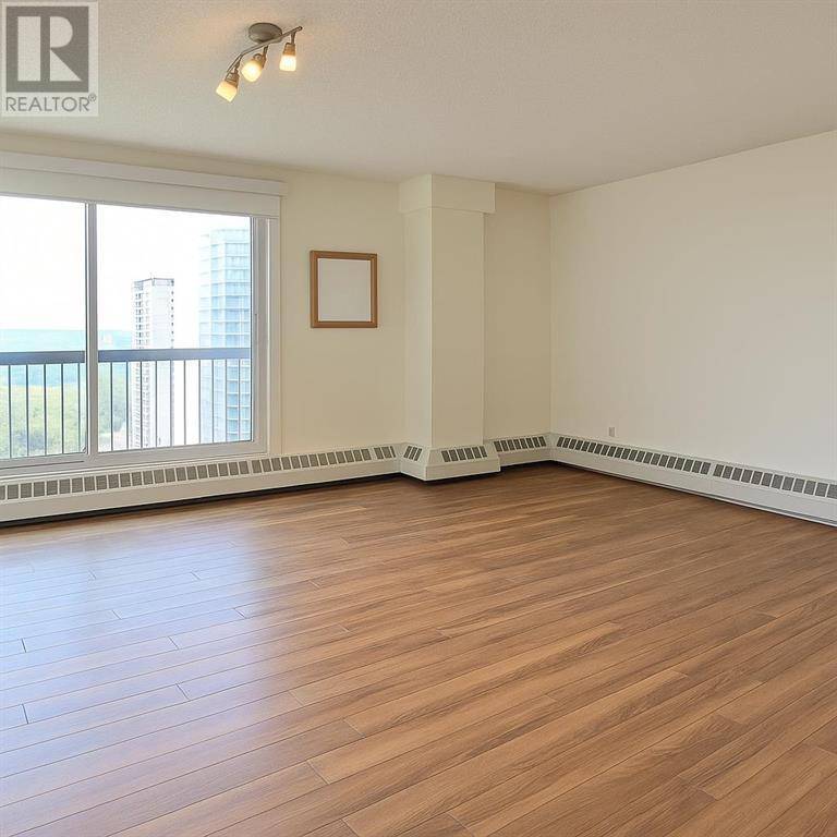 Edmonton, AB T5K2M1,1108, 9715 110 Street