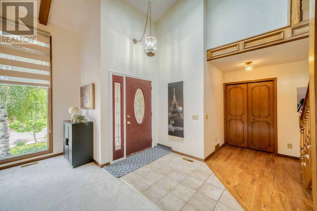 Calgary, AB T3A2X3,107 Edgehill Court NW