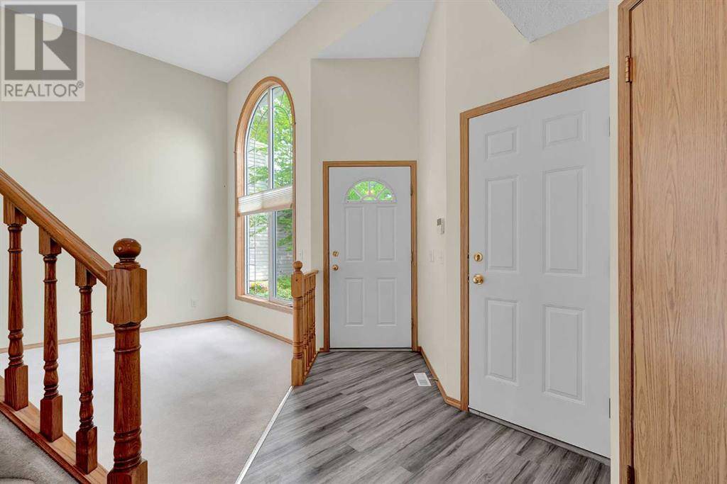 Calgary, AB T2Y3H7,172 Somercrest Close SW