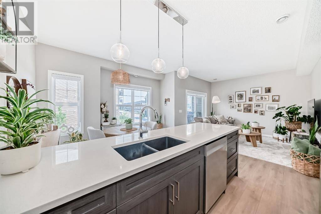 Cochrane, AB T4C2M2,1203, 250 Fireside View