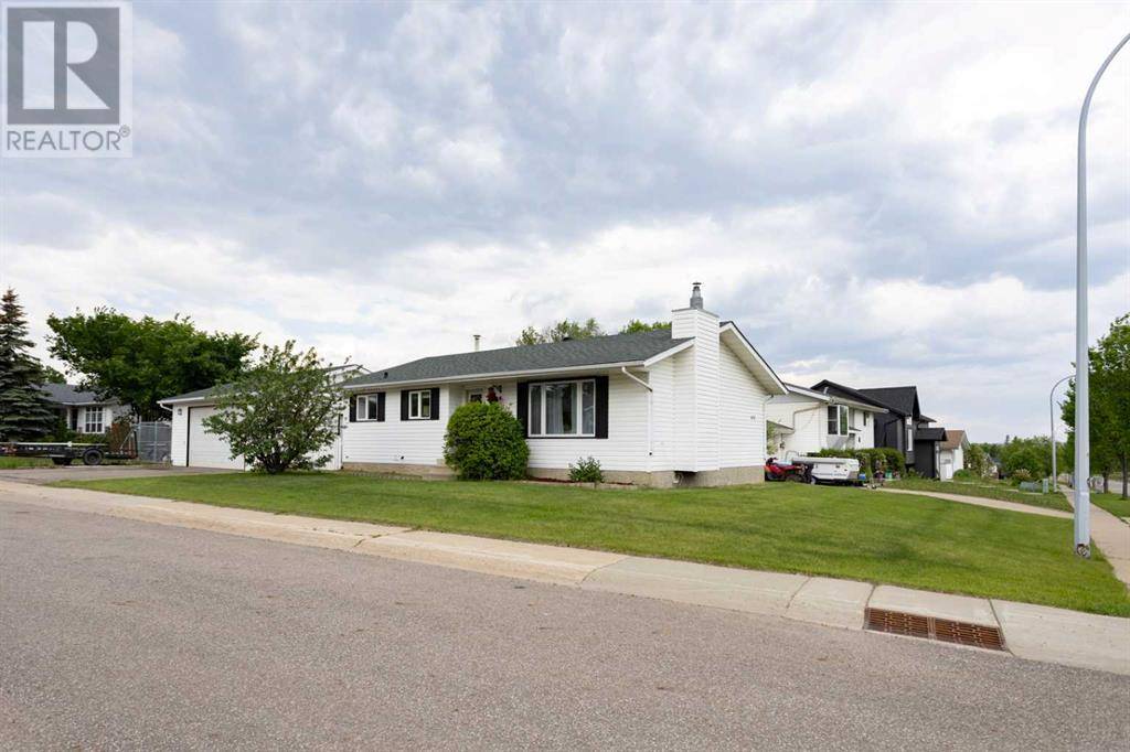 Fort Mcmurray, AB T9H2P8,613 Beacon Hill Drive