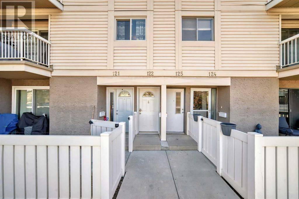 Calgary, AB T3E6N5,122, 3015 51 Street SW