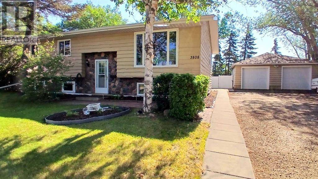 Innisfail, AB T4G1J2,3808 49A Avenue