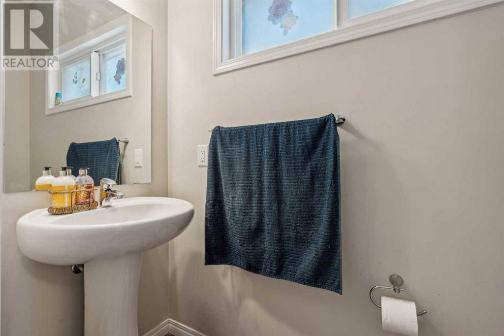 Airdrie, AB T4B4K1,281 Hillcrest Road SW