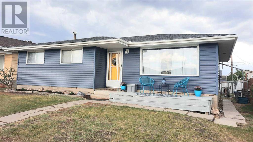 Drumheller, AB T0J0Y6,1005 2 Street SE