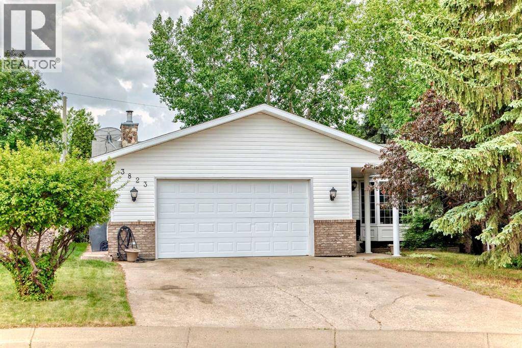 Ponoka, AB T4J1C7,3823 51 Ave Close