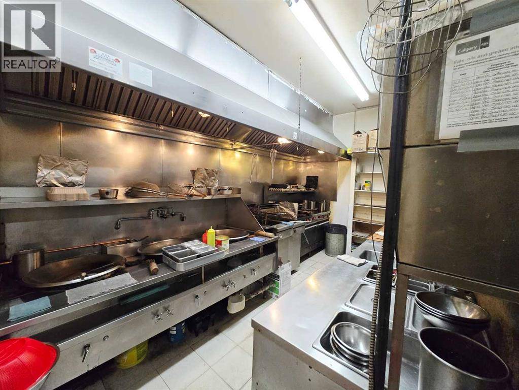 Calgary, AB T2A0T9,A, 4707 17 Avenue SE