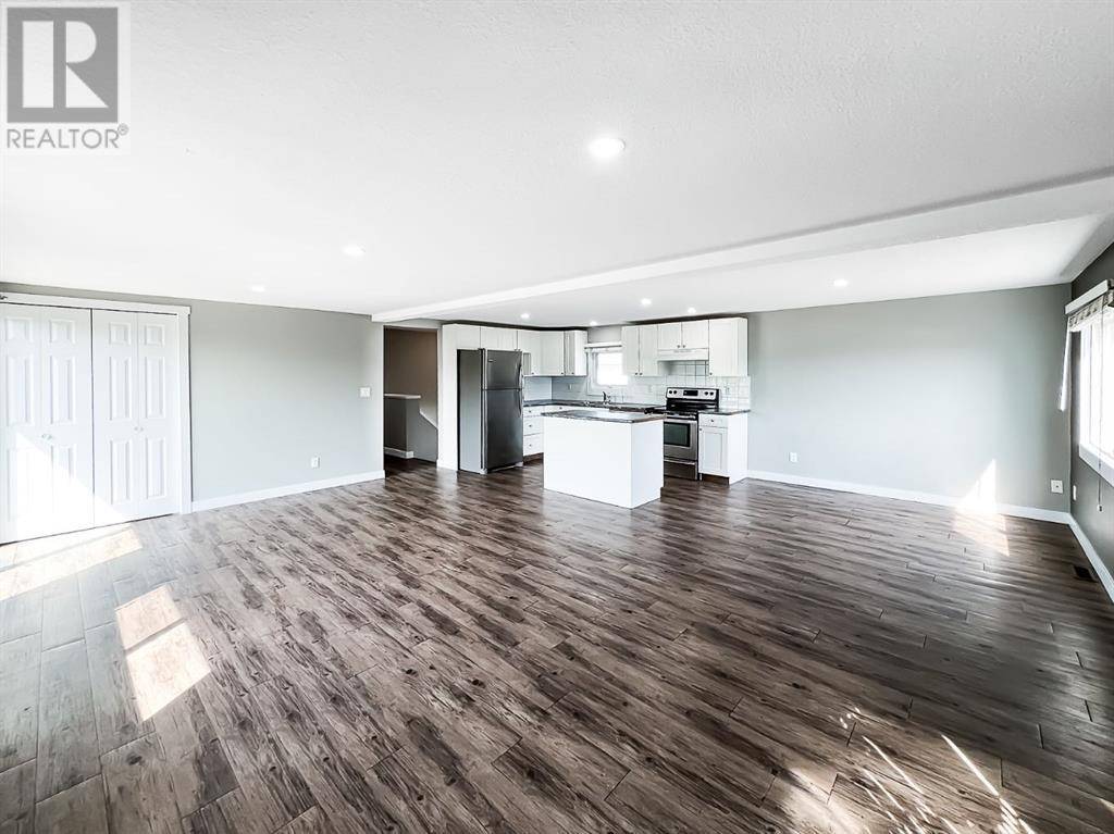 Clairmont, AB T0H0W5,9708 103 Avenue