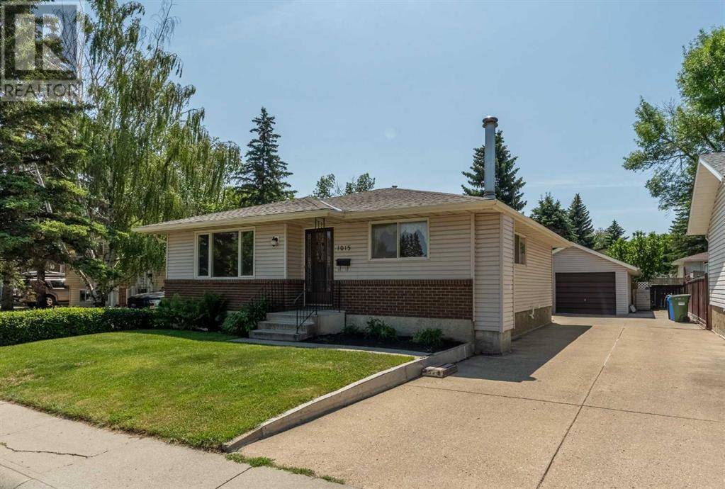 Calgary, AB T2C1R8,1015 Lysander Drive SE