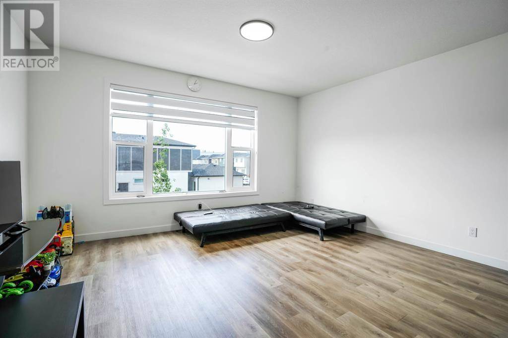 Calgary, AB T3J5S6,237 Saddlepeace Crescent NE