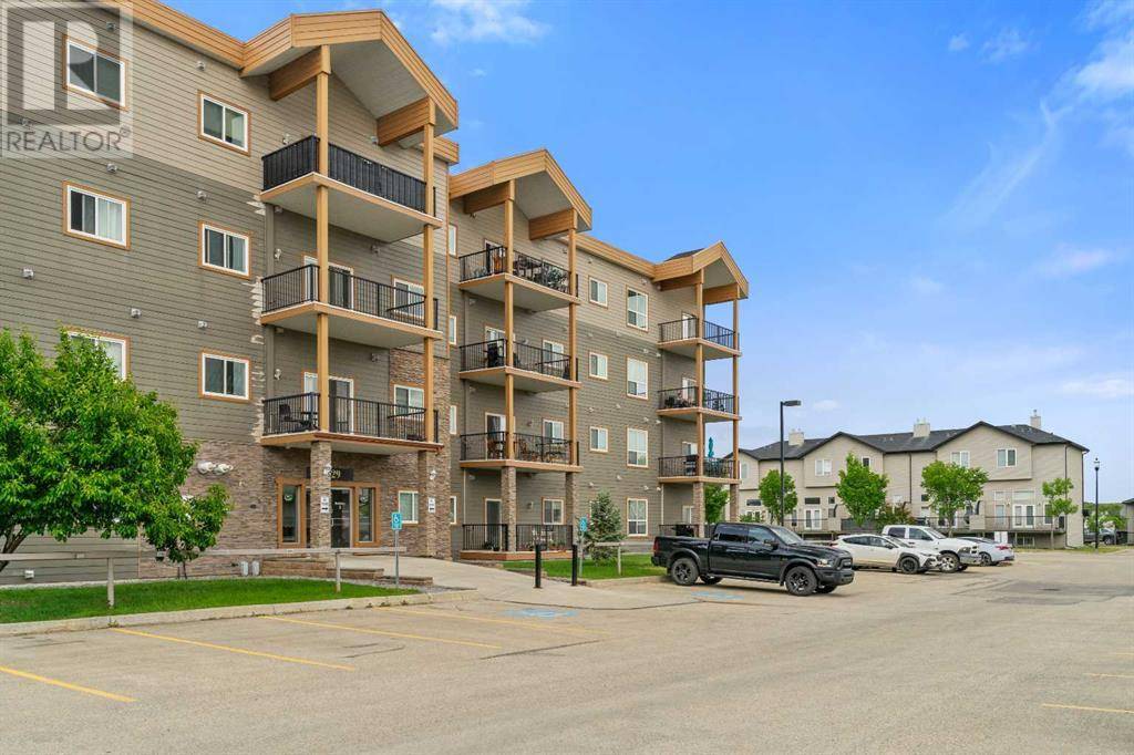 Grande Prairie, AB T8X0B8,407, 9229 Lakeland Drive