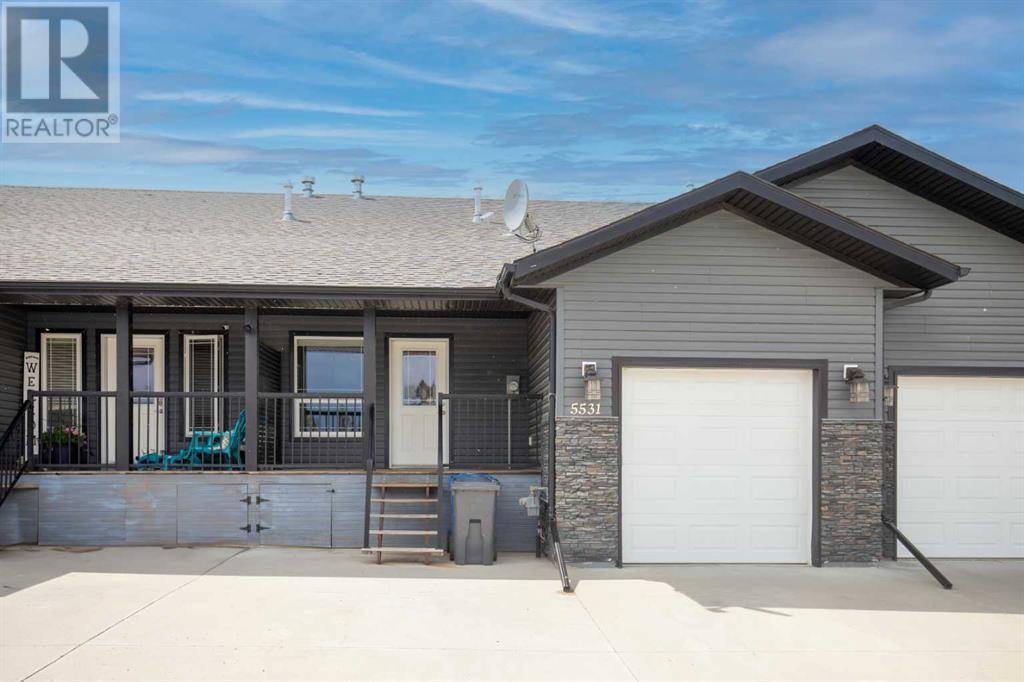 Innisfail, AB T4G0A1,5531 52 AvenueClose
