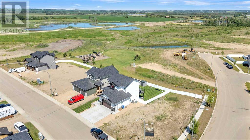 Blackfalds, AB T4M0N3,6 Aura Drive